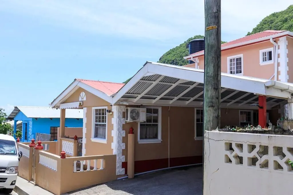 Maggie'S Inn سوفريير 0*,  سانت لوسيا